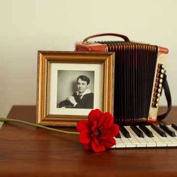 Моим родным.