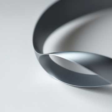 Товарищам ты брат