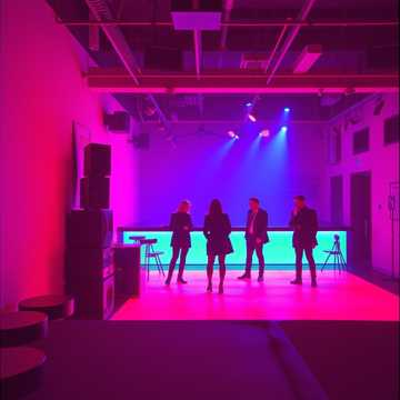 Девушки с нашего бара