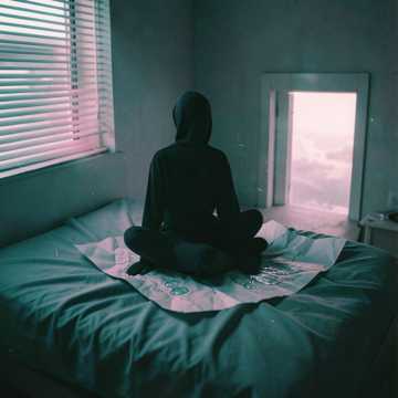 Никому не верю