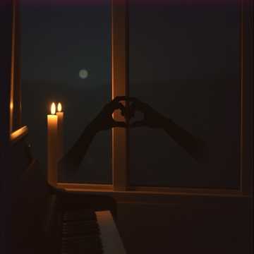 Не искушай её молчанием.