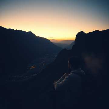 Там ревели горы