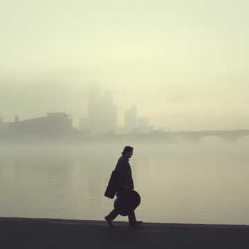 Позвони мне!