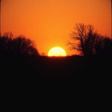 Рассвет нас ждёт